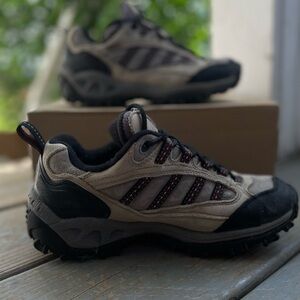 Merrell women’s Blade Waterproof Trail/Hiking